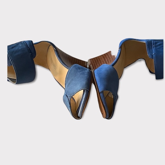 Nine West Blue Suede Ankle Strap Wedge Sandal size 6.5 - Picture 3 of 6